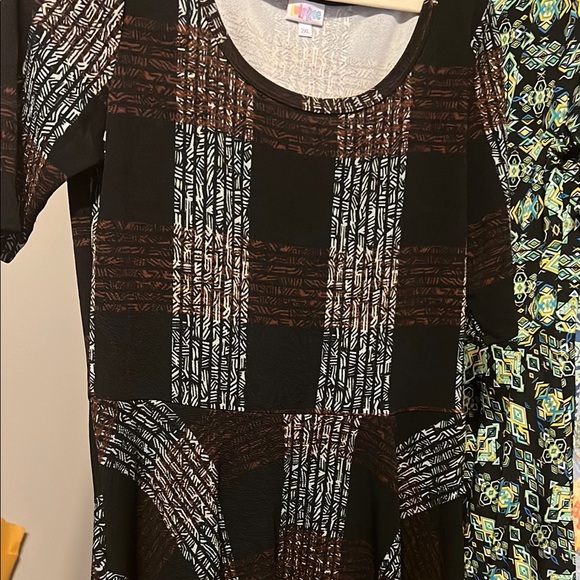 LuLaRoe Nicole 2XL NWT Midi Raglan Sleeve Embellished Dress - Picture 1 of 3